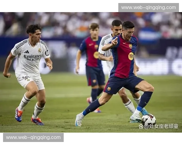 德奥恩怨录：当绿茵场上的“战车”撞击“阿尔卑斯飓风”